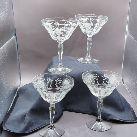 Vintage (4) Fostoria Florentine Etched Crystal Champagne Sherbet Glasses 5.5" - Picture 5 of 5